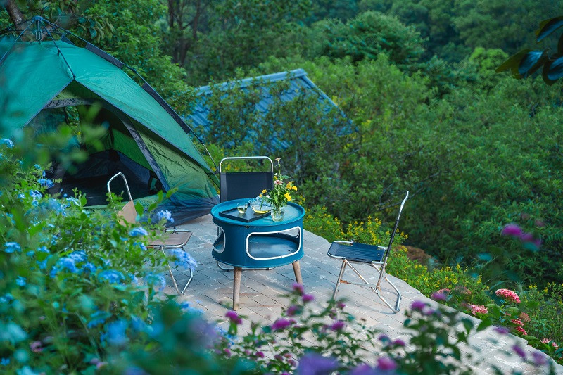 Một góc nên thơ của khu vườn được đặt tên là Đỉnh Thượng Thần.