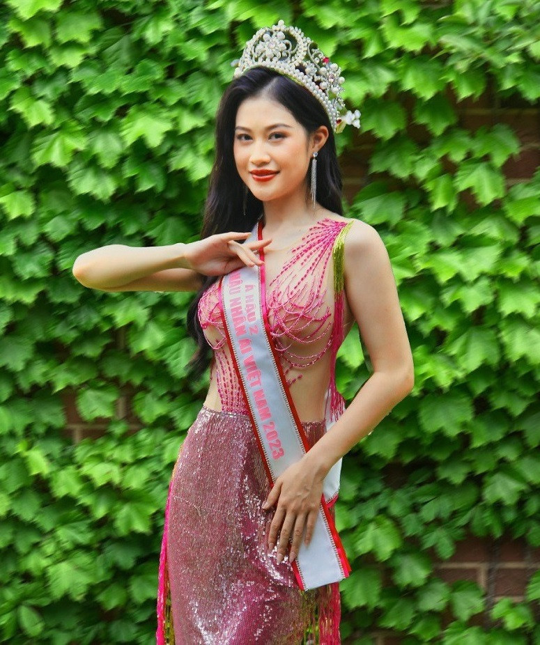 Phuong Tam nhan “tin vui” sau khi gianh ngoi A hau Nhan ai Viet Nam