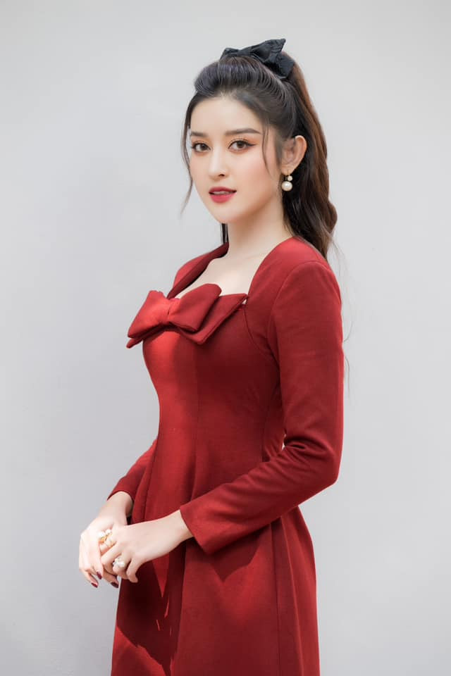 Á hậu Huyền My cũng được báo chí quốc tế quan tâm. Cô từng được báo Trung Quốc ví von là "quốc bảo nhan sắc Việt". Ảnh: FBNV