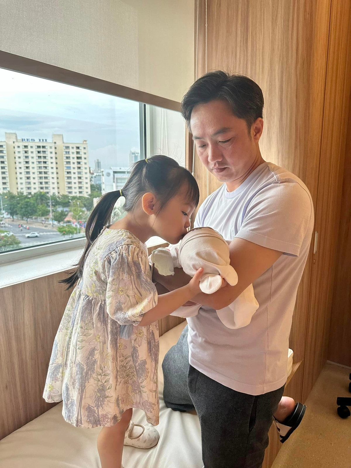 Theo tiết lộ của Đàm Thu Trang, Suchin rất thích em.