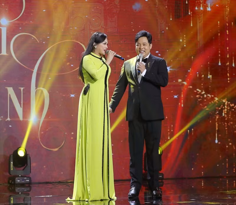 Quang Le tiet lo nguoi yeu hien tai cua Nhu Quynh