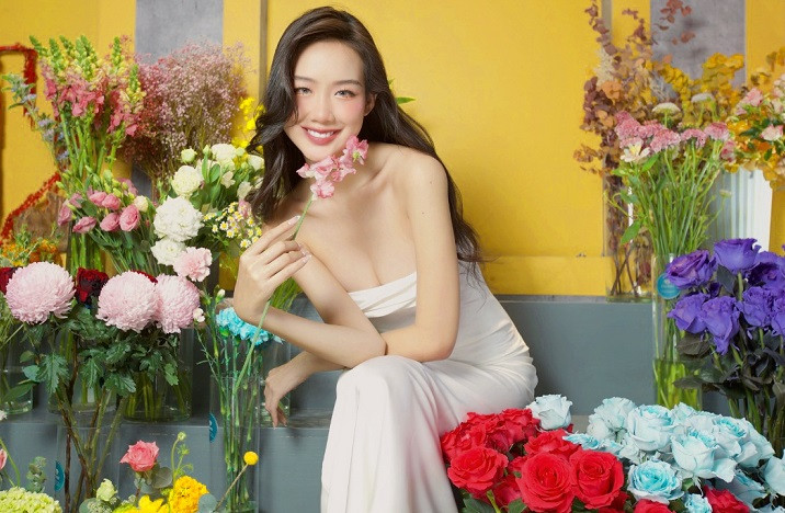 Bảo Ngọc được khen ngợi là hoa hậu tài sắc vẹn toàn.