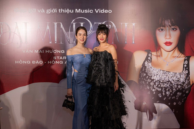 Bên cạnh 3 diễn viên đình đám, MV “Đại minh tinh” của Văn Mai Hương còn có sự tham gia của nhiều nghệ sĩ, khán giả hâm mộ để cùng tạo nên một lễ trao giải quy mô, cảm xúc nhất.