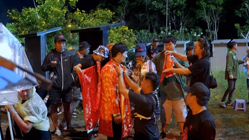 Thanh Thuc so hai khi dong canh nam trong quan tai o “Lat mat 6“-Hinh-4