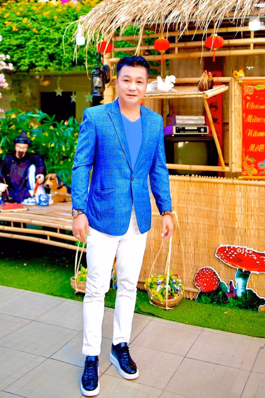 Nam diễn viên không nghĩ đến chuyện lập gia đình mà dành thời gian tìm niềm vui bên gia đình, công việc.