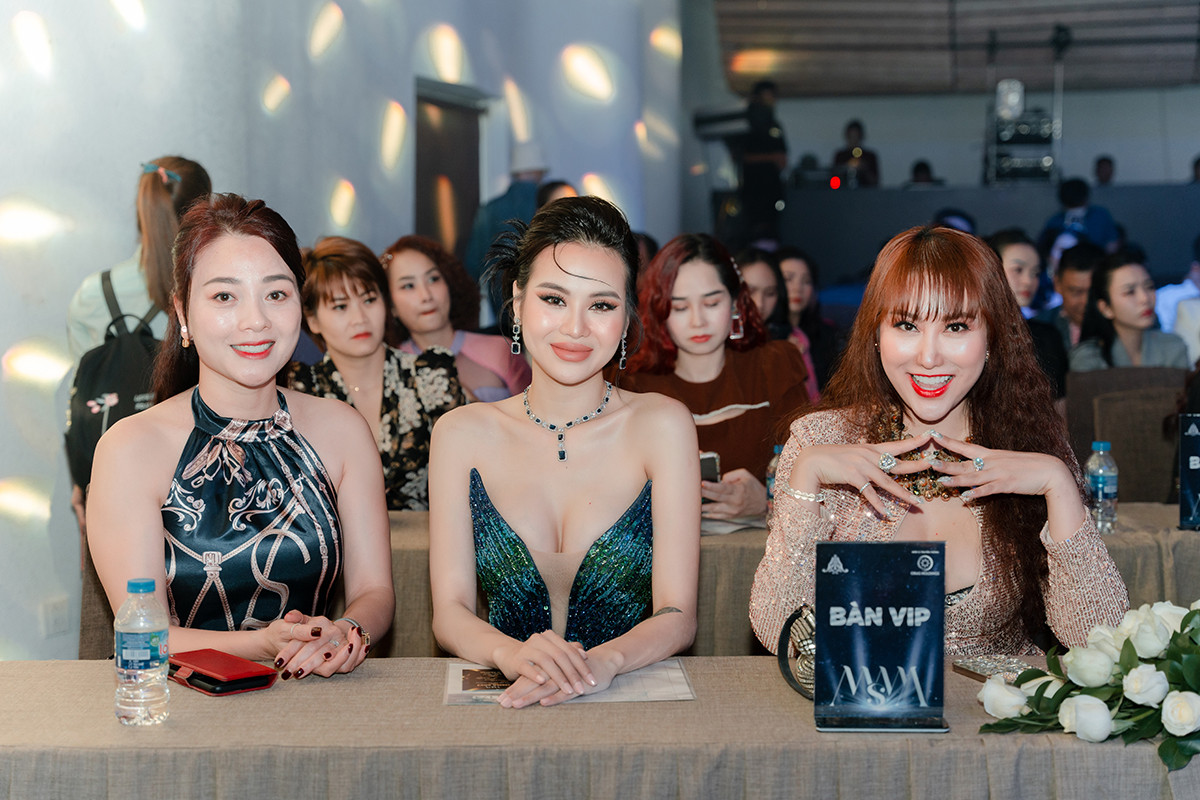 Cô cho biết: “Trấn Thành nắm bắt được tâm lý, chạm vào trái tim của nhiều người khi chia sẻ lên màn ảnh và chữa lành nó để xoa dịu những nỗi đau thường trực ngoài cuộc sống của nhiều người. Đó là lý do khiến những sản phẩm của Trấn Thành tạo được sự đồng cảm của số đông khán giả”.