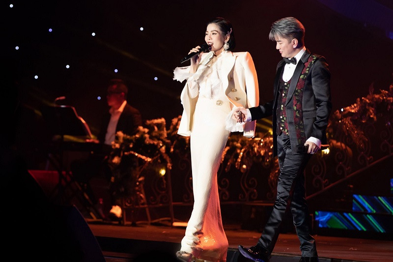 Dam Vinh Hung tung xui Le Quyen “can nguoi ay thi cu buoc toi“