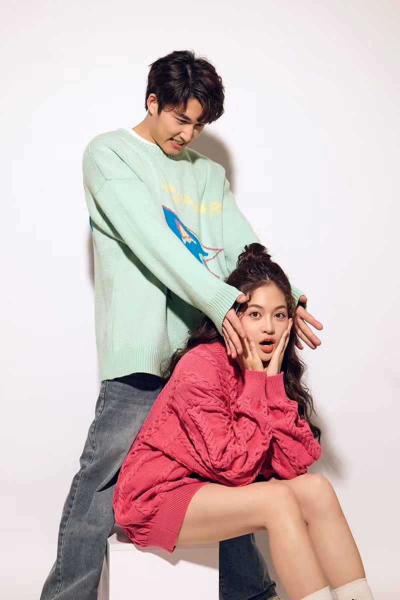 Khi được hỏi, nếu có một mối quan hệ "trên tình bạn, dưới tình yêu" như Ly và Tú ở trên phim thì liệu Thuỳ Anh có "đổ" bạn thân không, nữ diễn viên thẳng thắn bày tỏ, chắc chắn cô cũng như Ly. “Tôi cũng trải qua một vài lần được bạn thân khác giới tự nhiên quay sang nói thích mình. Tuy nhiên, nếu tôi ‘đổ’ họ thì đã ‘đổ’ từ trước, chứ không phải đợi chơi với nhau một thời gian dài như vậy. Thế nên tôi luôn tin trong cuộc sống, tình bạn khác giới có tồn tại, thậm chí có tình bạn dài hơn 20 năm như Ly - Tú của Đừng nói khi yêu”.