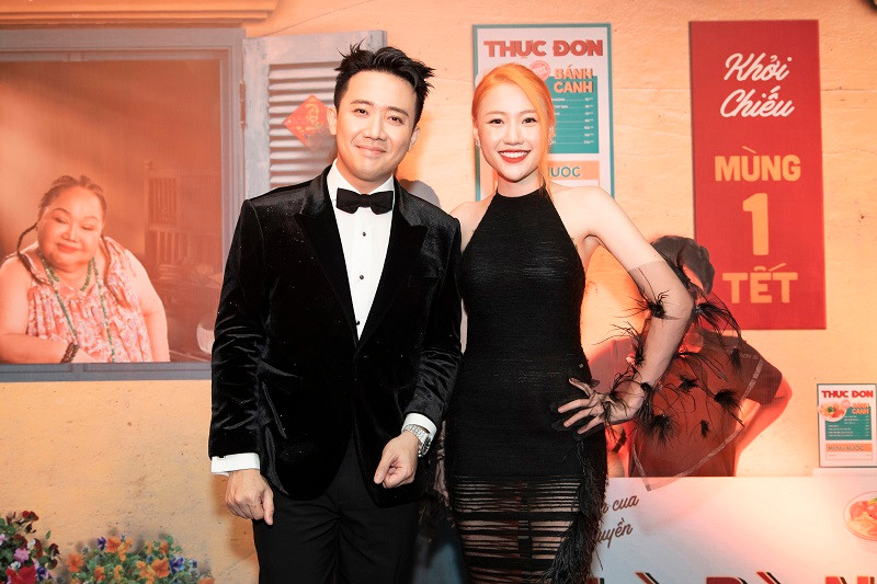 Trấn Thành bên em gái Uyển Ân.