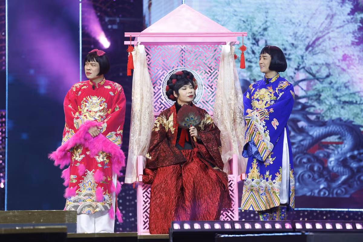 Tuy nhiên, do sức khỏe chưa hồi phục hoàn toàn, Công Lý chỉ đảm nhận một vai nhỏ. Ảnh VFC