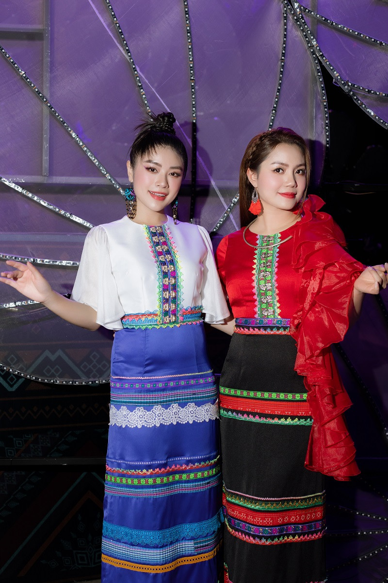 Hình ảnh xinh đẹp của Sao mai Thu Hằng tại sự kiện.