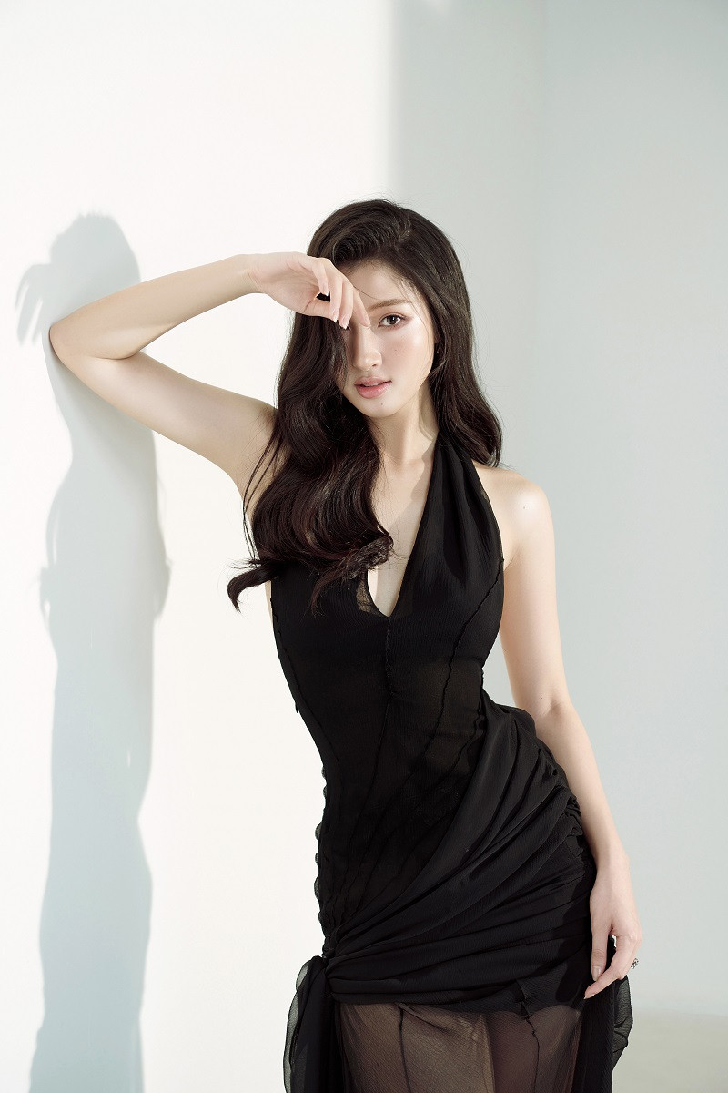 Bước ra từ cuộc thi Miss World Vietnam, Á hậu Phương Nhi luôn giữ vững phong độ với nhan sắc ngày càng thăng hạng.