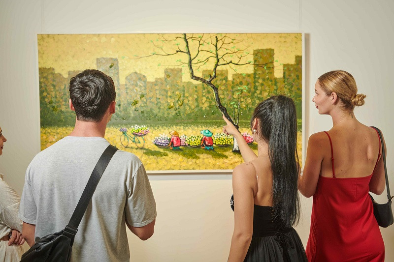 Hoa si Nguyen Hoang Long va tinh yeu Ha Noi qua “Hoa Pho”-Hinh-4