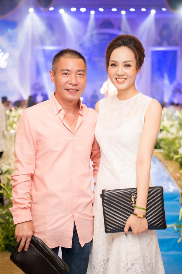 NSND Công Lý và Ngọc Hà tổ chức đám cưới vào tháng 1/2021. Sau khi kết hôn, Ngọc Hà luôn đồng hành cùng chồng cả trong công việc lẫn cuộc sống.
