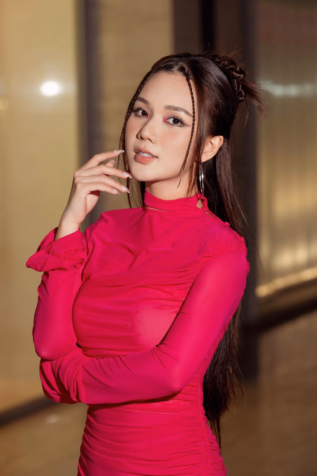 Vai diễn của Ngọc Anh dù xuất hiện ngắn ngủi trong vài tập nhưng nhận được nhiều sự chú ý của khán giả. Thậm chí độ trơ trẽn, đáng ghét của tiểu tam trên phim vô tình khiến nữ diễn viên bị ghét lây ngoài đời.