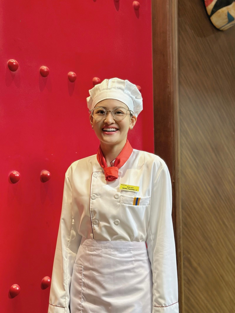 Gần ba năm sau thành công của vai Ánh trong phim "Tình yêu và tham vọng", Thùy Anh tái ngộ khán giả màn ảnh nhỏ trong phim "Cô thợ bánh".