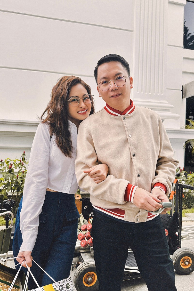 Vai diễn Phương Ly trong phim "Cô thợ bánh" vừa vặn với kỳ vọng của Thùy Anh. Bởi vậy, cô không cần đắn đo nhiều khi nhận được lời mời của đạo diễn Bùi Tiến Huy (trong ảnh) và nhà sản xuất.