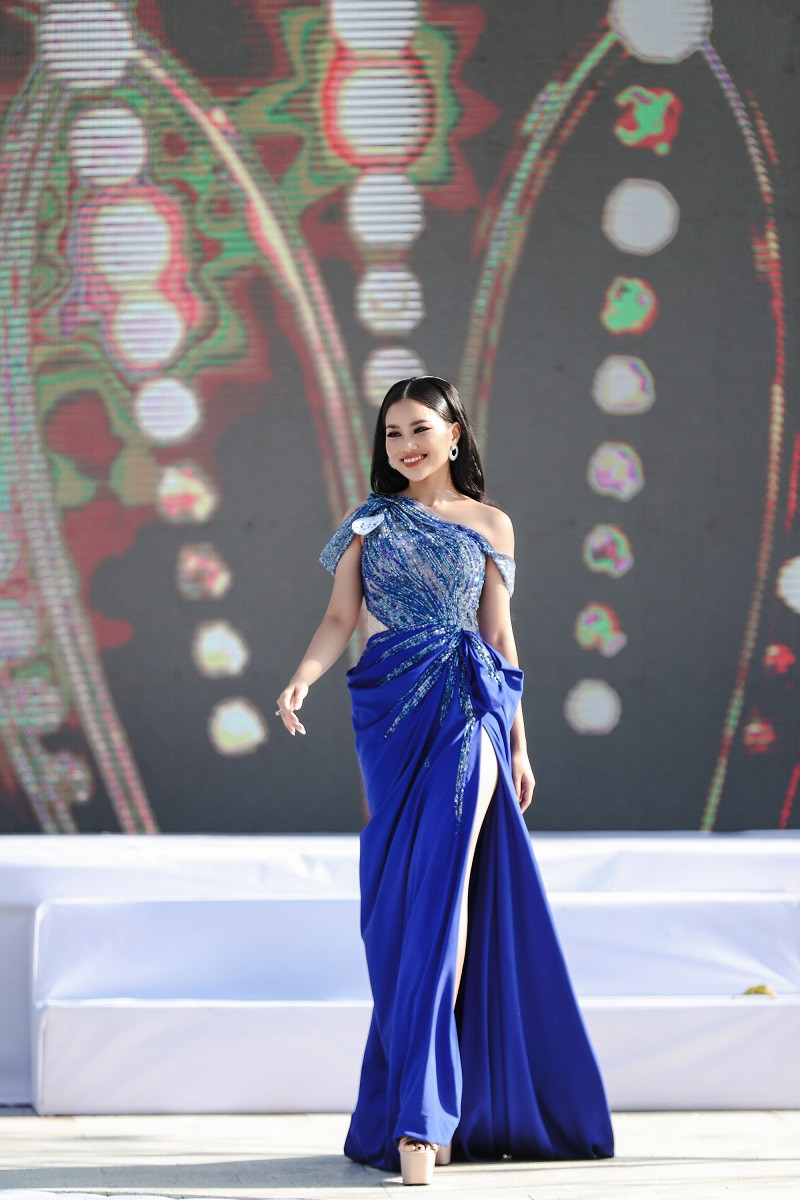 Trước đó, việc Giang Thái quyết định thi nhan sắc khiến nhiều người bất ngờ. Hiện tại, cô là gương mặt MC được nhiều người yêu mến.