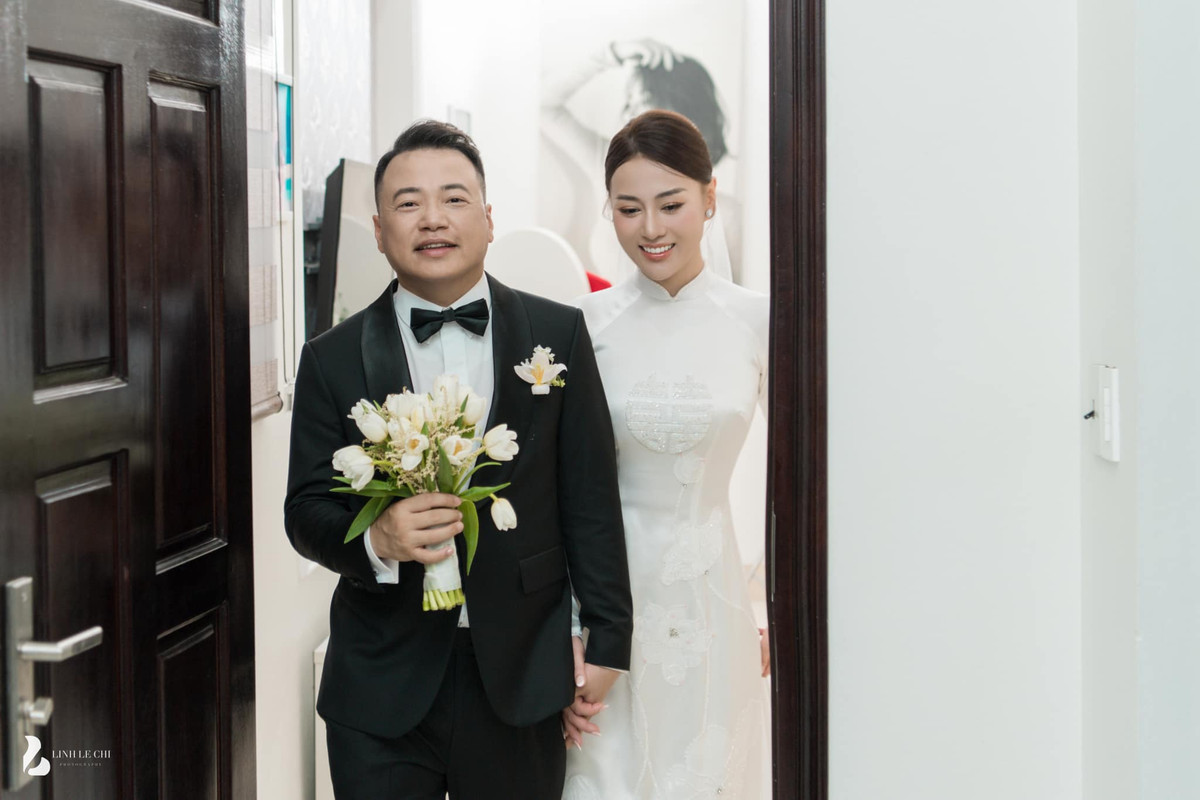 Phương Oanh và Shark Bình được khen xứng lứa vừa đôi khi xuất hiện bên nhau.