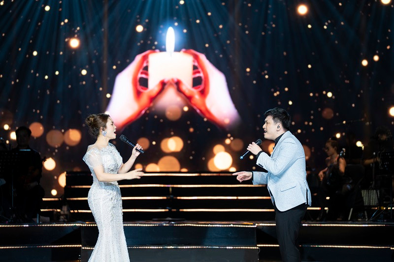 Ngoc Anh - To Minh Duc “dam cuoi” tren san khau “Con duong am nhac”-Hinh-5