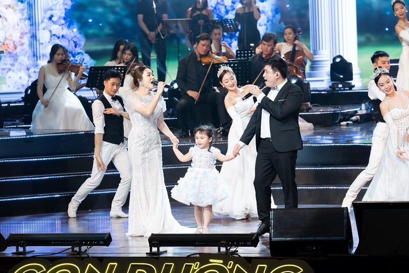 Ngoc Anh - To Minh Duc “dam cuoi” tren san khau “Con duong am nhac”-Hinh-7