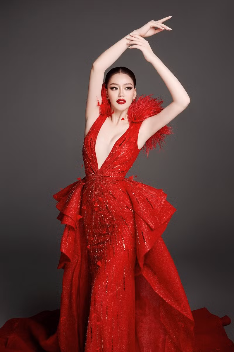 A hau Dang Thanh Ngan dai dien Viet Nam thi Miss Supranational 2023-Hinh-3
