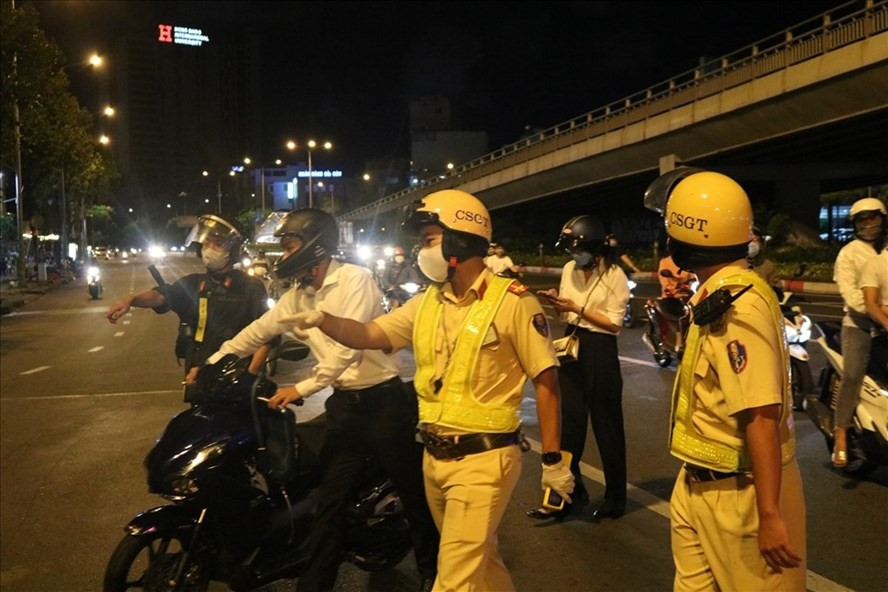 Xử lý ra sao nếu người vi phạm nồng độ cồn không chịu nộp phạt? Xu ly ra sao neu nguoi vi pham nong do con khong chiu nop phat?