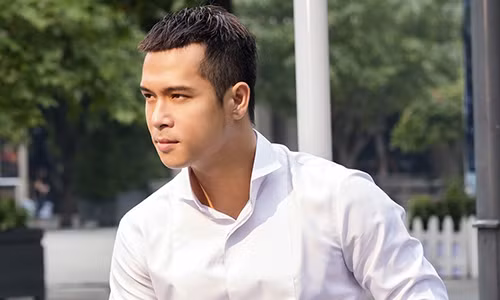 Loat sao Viet tran tinh khi bi nghi da deu Truong The Vinh-Hinh-6