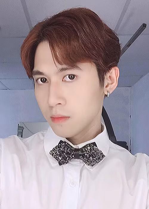 Đức Thịnh tham gia cuộc thi Giọng hát Việt để chứng minh cho gia đình quyết định của anh là đúng đắn.