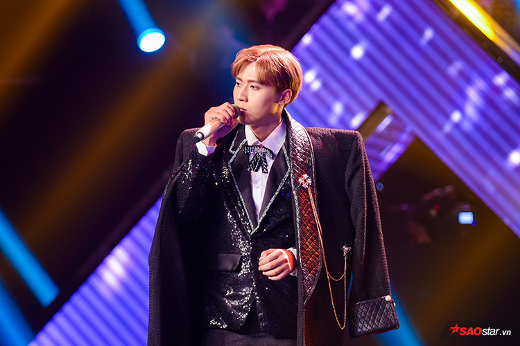 Ở vòng Đo ván gặp Hoài Nam của HLV Tuấn Hưng, Đức Thịnh lại bị nhiều khán giả chê nhạt. Ảnh: Saostar