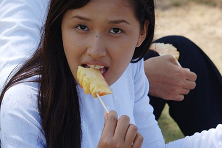 Khi còn là học sinh, Mai Phương Thúy thường xuyên để mặt mộc. Ảnh: VTC