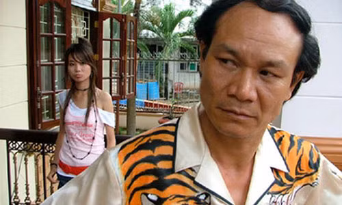 Kho nhu sao Viet dong vai ac: Bi doa giet, chui ca ho... khan gia vo ly!-Hinh-4