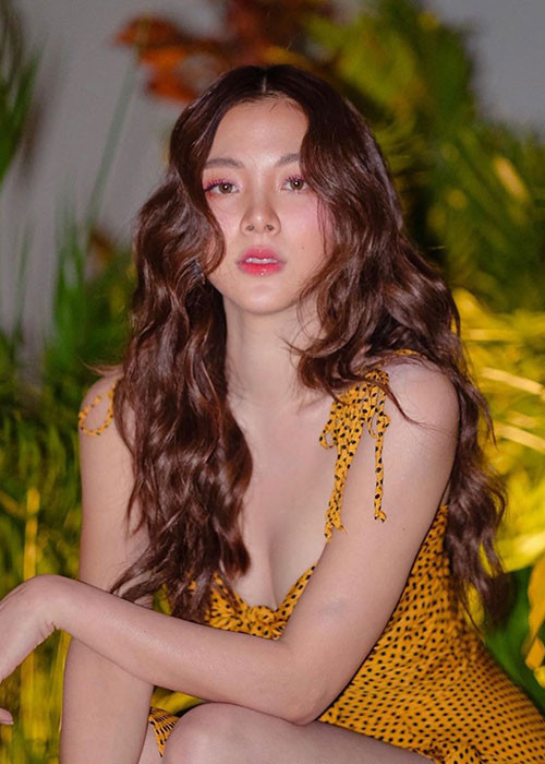 Baifern sinh năm 1992, nổi tiếng từ nhỏ với các vai diễn trong những bộ phim truyền hình.