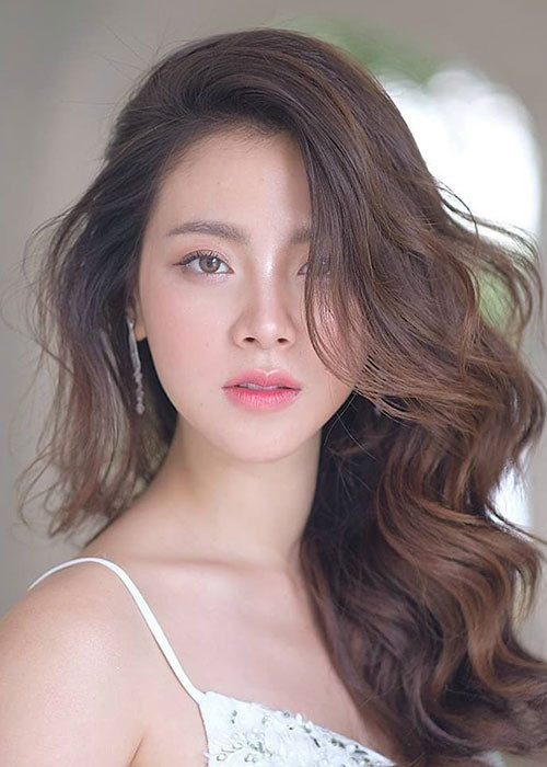 Baifern đã vượt qua những lùm xùm đời tư để có được ánh hào quang bằng chính các vai diễn.