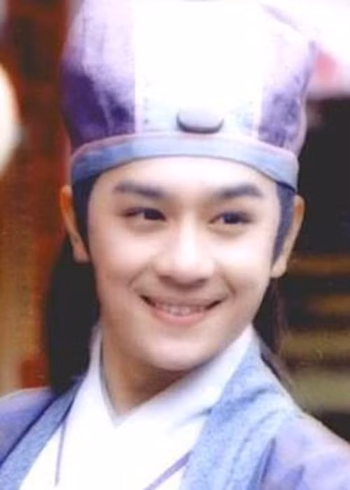 Vai diễn giúp Trần Hạo Dân nổi tiếng là Đoàn Dự trong bộ phim "Thiên long bát bộ" do TVB sản xuất vào năm 1997.