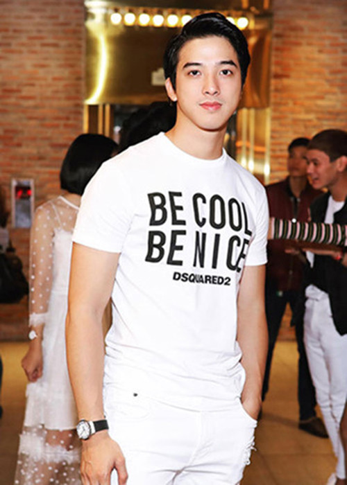 Phía đại diện Tiến Vũ lên tiếng cho biết, nam diễn viên bị một bên khác vu khống và đe dọa. Đến khi nào có kết quả điều tra từ công an, phía Tiến Vũ sẽ có câu trả lời chính thức.