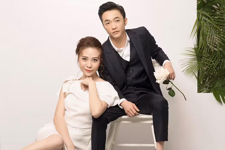 Sắp làm đám cưới, Đàm Thu Trang không giấu được sự hồi hộp xen lẫn cảm giác hạnh phúc.