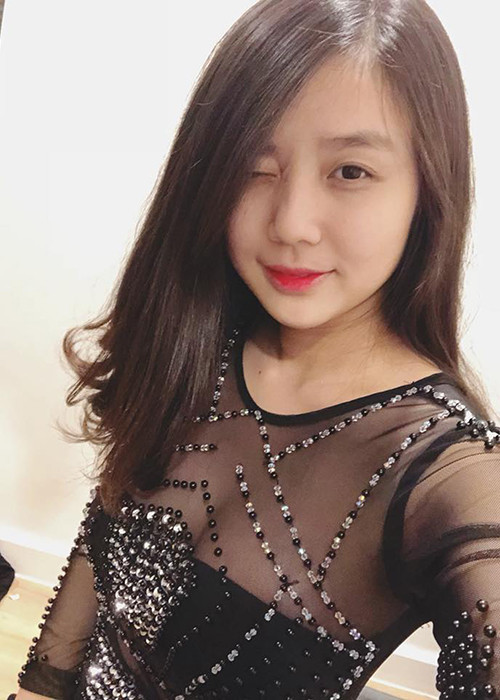 Nhan sắc của Hoàng Ngọc khi đã là bà mẹ hai con nhận được nhiều lời khen ngợi.