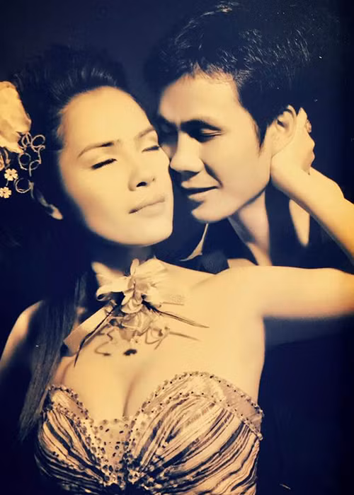 Trà của “Phía trước là bầu trời” còn khen nửa kia của mình là một người đàn ông chu toàn, tâm lí và chiều vợ.