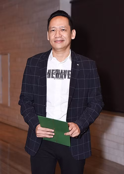 Danh sách khách mời nghệ sĩ trong đám cưới còn có ca sĩ Duy Mạnh.