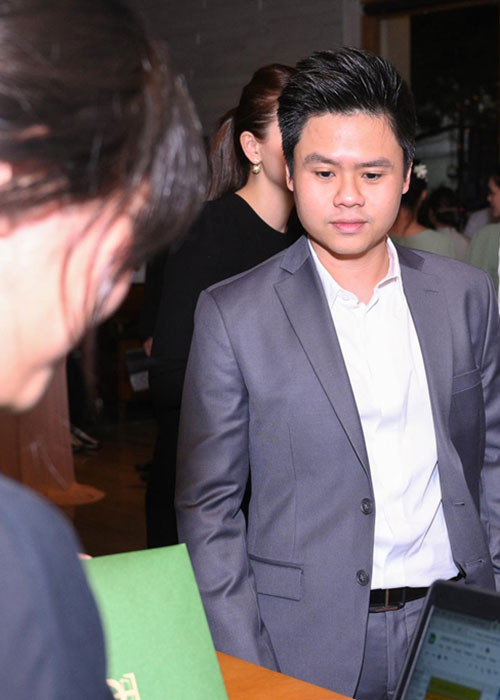 Phan Thành được mời dự đám cưới của Cường Đô la.