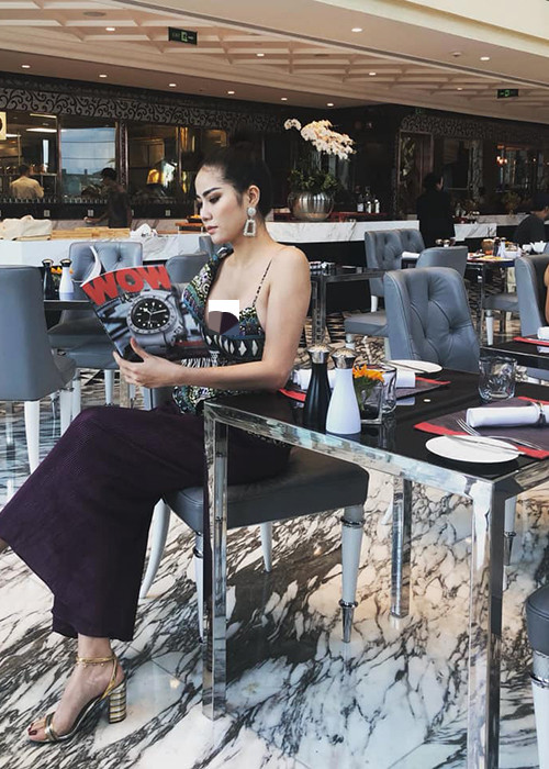 Ngoài đời, Hoàng Hạnh theo đuổi phong cách gợi cảm.