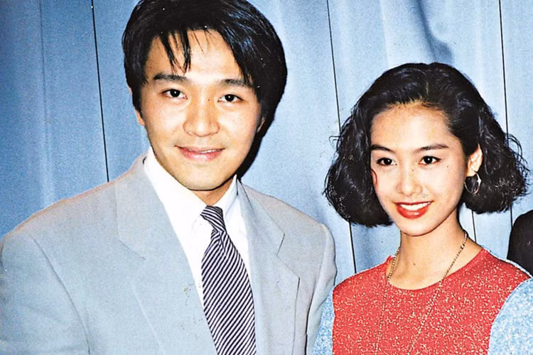 Tuy nhiên, Chu Ân vẫn rơi vào lưới tình của Châu Tinh Trì. Sau 3 năm gắn bó, vì tính cách khác biệt cộng với việc bắt quả tang Châu Tinh Trì ở bên người con gái khác, Chu Ân quyết định chia tay.