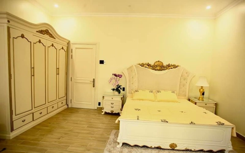 Căn nhà rộng đủ không gian để cả gia đình quây quần bên nhau.