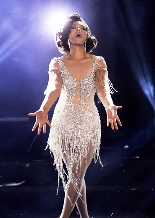 Ông xã ngoại quốc của Phương Vy hết lòng ủng hộ vợ ca hát và hỗ trợ cô chăm con gái.