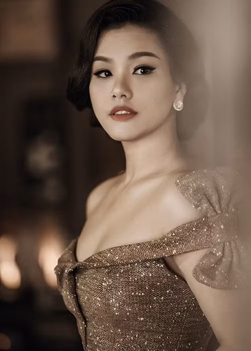 Phương Vy Idol lấy lại được vóc dáng quyến rũ sau khoảng thời gian sinh con gái đầu lòng.