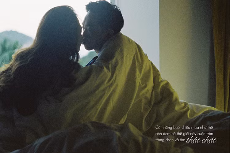 "Điều may mắn và thành công nhất cuộc đời anh là giữa 7 tỷ người trên thế giới này, anh cuối cùng cũng tìm được em", Cường Đô la viết cho Đàm Thu Trang.