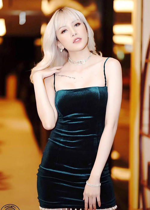 Nữ ca sĩ sinh năm 1994 gợi cảm khiến không ít mỹ nhân Việt phải dè chừng.