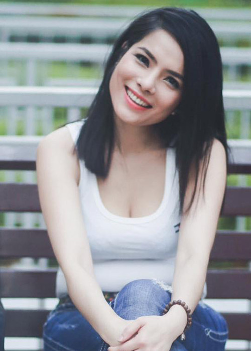 Kiều Thanh còn cho biết, chính vợ cả giao chồng cho cô, đến nay, mối quan hệ giữa cô và vợ cả cũng rất tốt đẹp, yêu thương nhau.