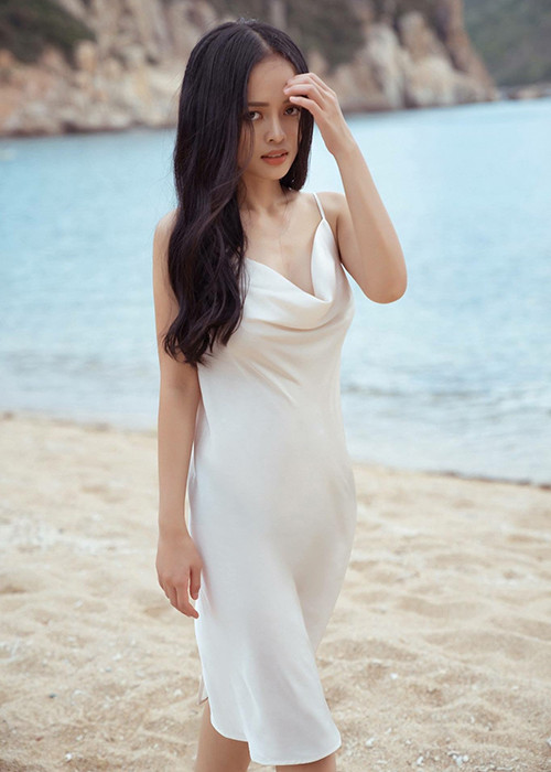 Giống Tường Linh, Thanh Trúc bị lừa làm người thứ 3. Đến khi mang bầu, Thanh Trúc mới biết yêu nhầm người đàn ông đào hoa, đã có vợ.